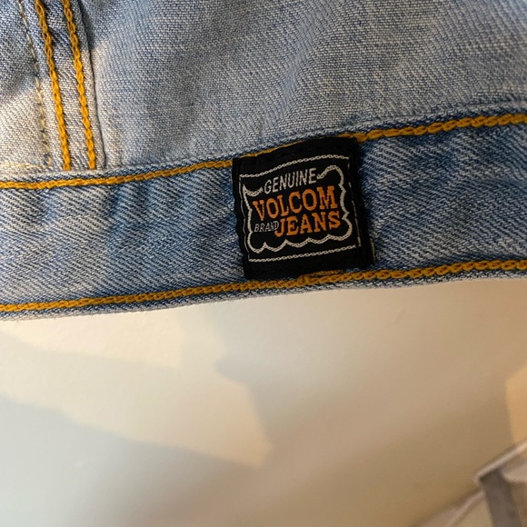Volcom size medium denim patchwork  vest. - Picture 4 of 8